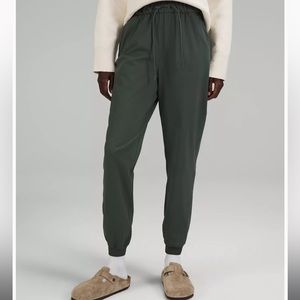 Lululemon Stretch High-Rise Joggers